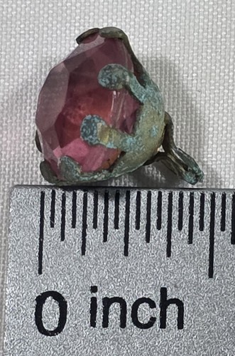 (4) Botones antiguos de piedras preciosas de vidrio estilo zafiro rosa facetado - Imagen 6 de 6