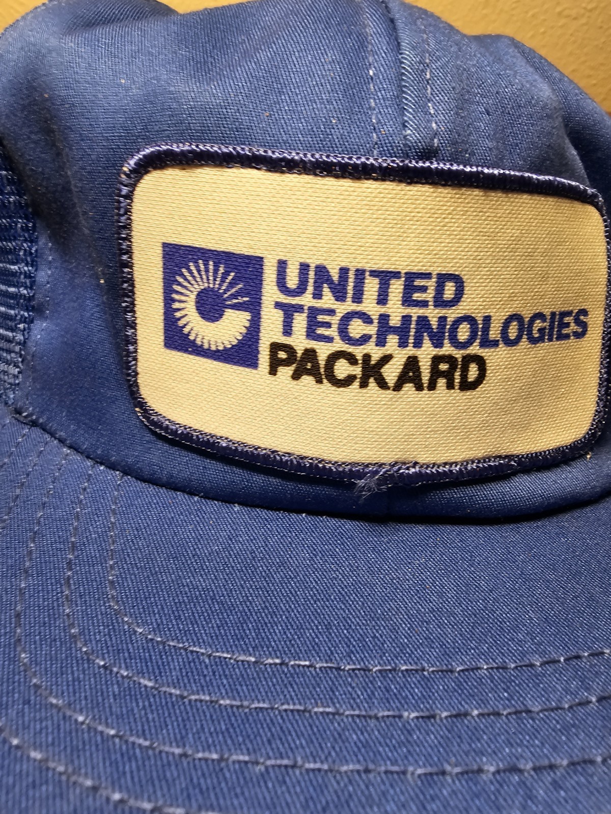 Vintage United Technologies Packard Patch Snapbac… - image 2