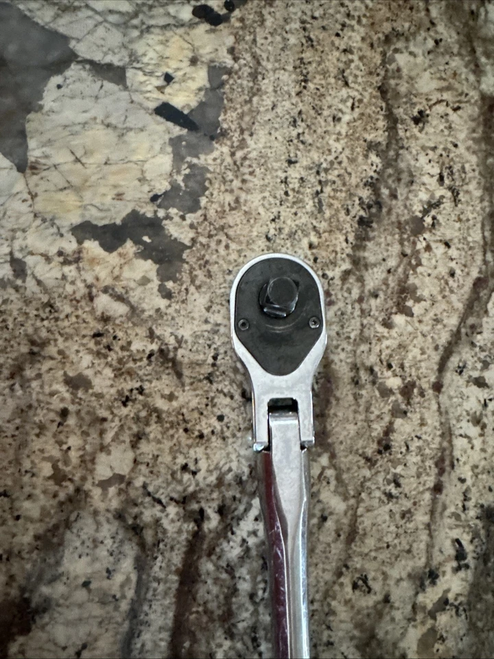 Mac Tools 1/2" Drive 24" Ratchet VR269OFPA Foto 3 de 4