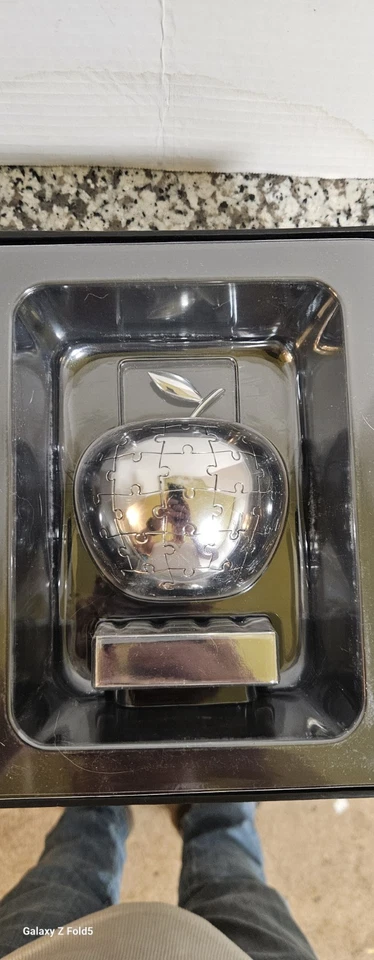 The Big Apple bola quebra-cabeça de metal na caixa excelente estado - Imagem 2 de 4