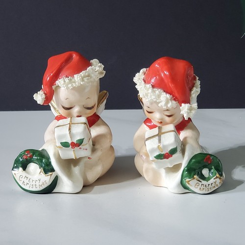 Vintage Napco Spaghetti Trim Christmas Angel Salt and Pepper Shaker Set - Picture 2 of 19