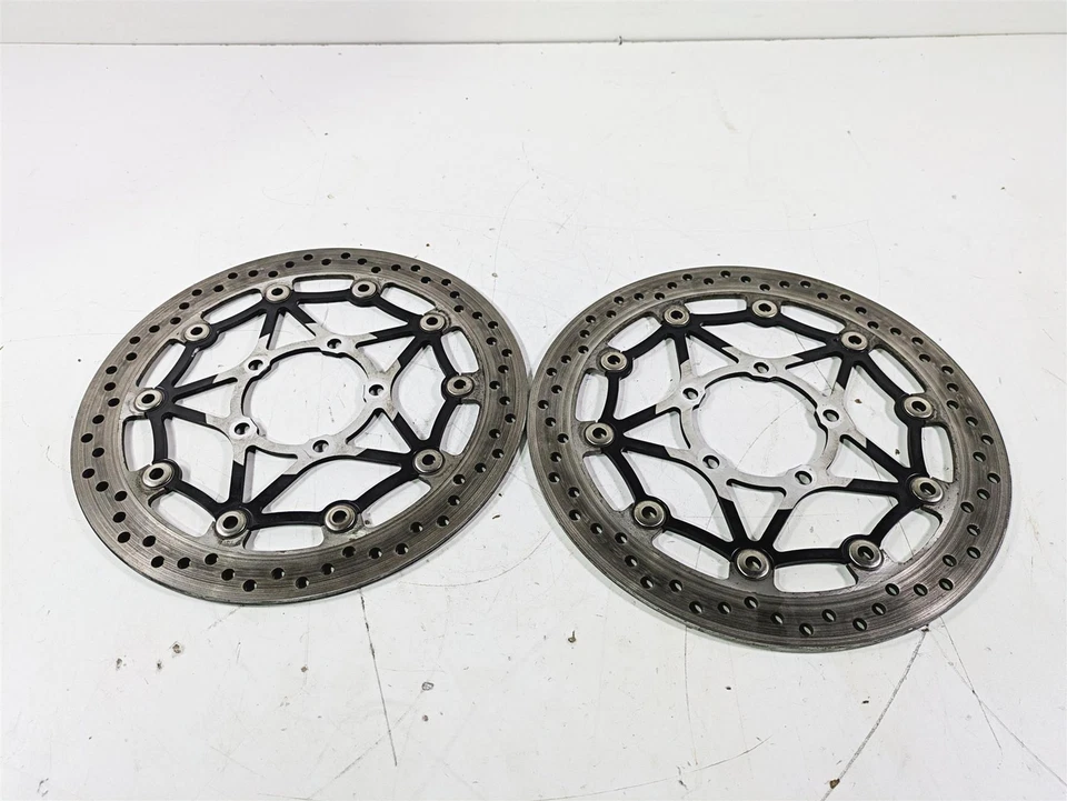 Juego de discos de freno delanteros Triumph Speed Triple RS 1050 2019 320 mm 4,4 mm T2022058 Foto 4 de 4