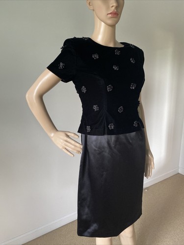 New NWT Maggy London Black Velvet & Satin Dress Ribbon Flower Detail Dressy 2P - Picture 3 of 12