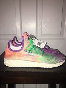 pharrell hu holi
