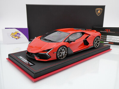 MR Collection LAMBO058SE # Lamborghini Revuelto Baujahr 2023 '' Arancio '' 1:18