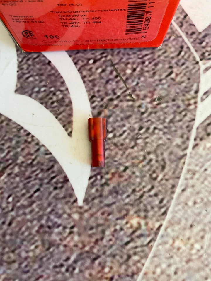 3M MNG18-187DFIX Terminals Nylon Fully Insulated Female Disconnect Qty 100  - Image 2 of 3