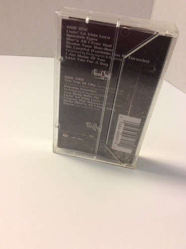 Ricky Martin self titled 1999 Cassette Tape Columbia Records Latin - Picture 3 of 6