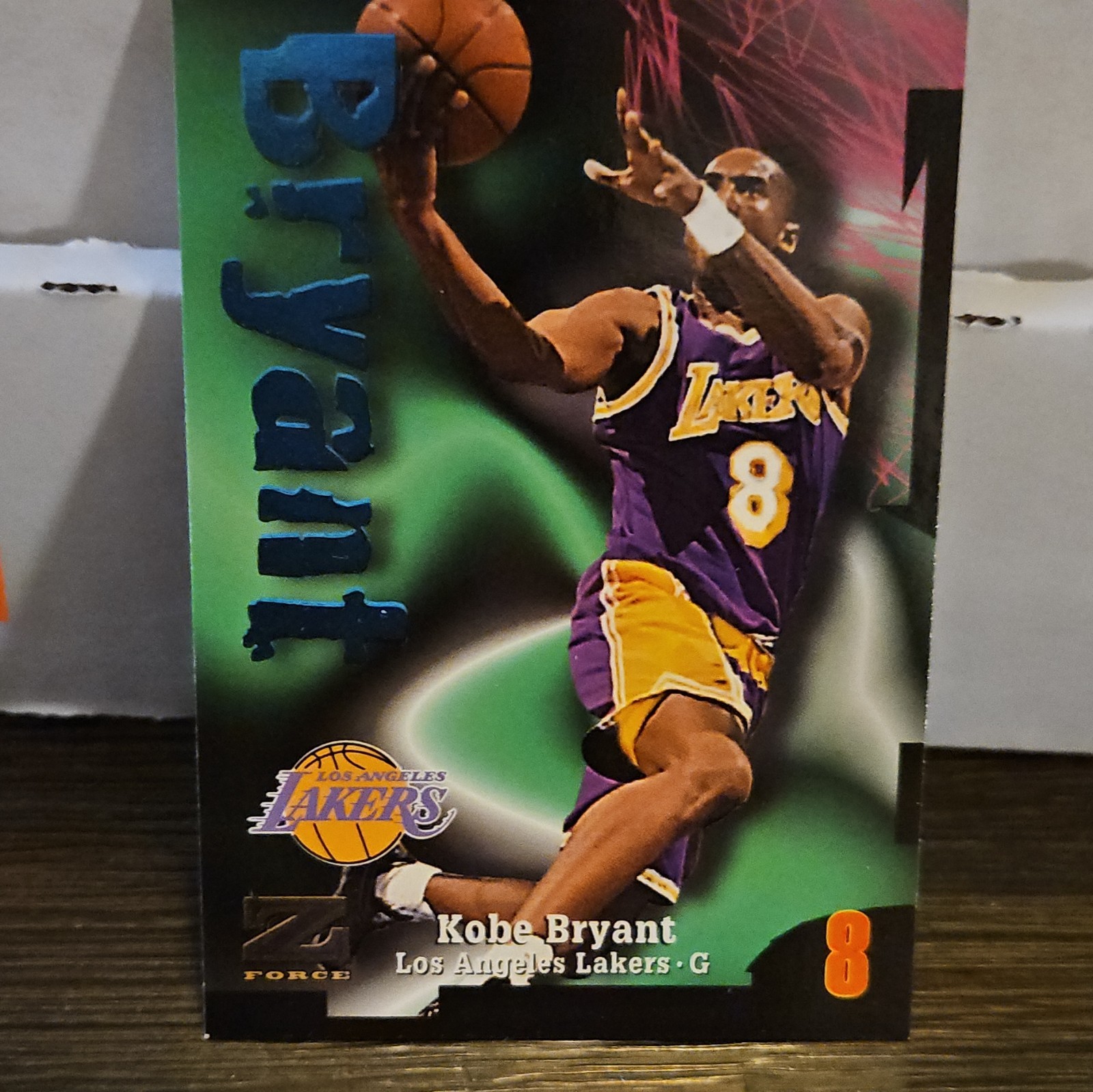 SkyBox 1997-98 Z-Force First Look Insert Kobe Bryant Lakers #88