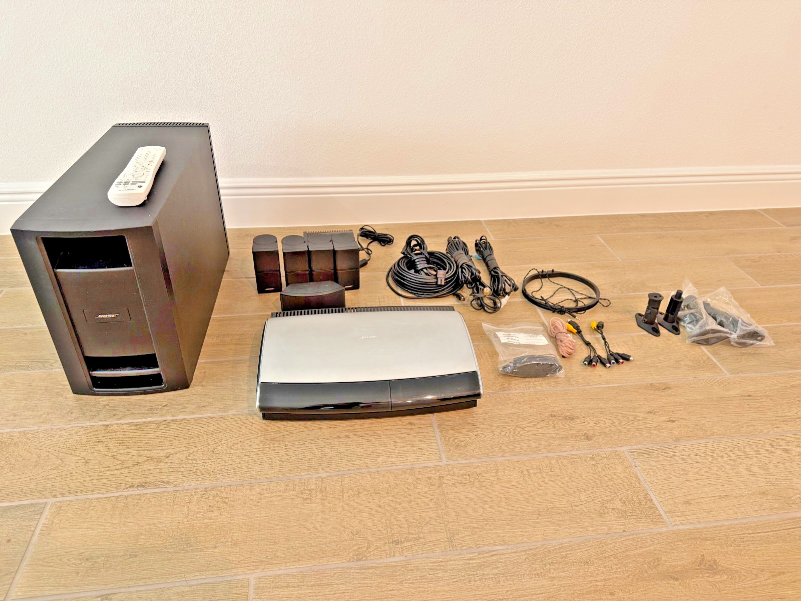 BOSE Lifestyle 35 Series III DVD Home Entertainment System