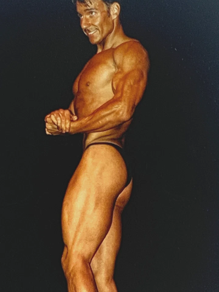 6 x 4 Orig Male Photo gay interest (4) Body builder contest - Image 4 of 4