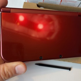 Nice! Nintendo New 3DS XL Red Box Complete W Charger Stylus Top IPS US Model