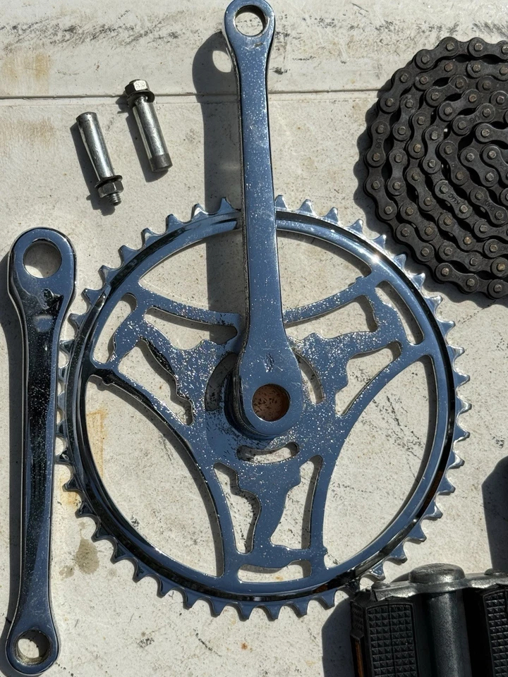 Juego de bielas Raleigh DL1 Tourist/Sports 6 1/2" 48T, cotters, pedales de unión y cadena Foto 3 de 4