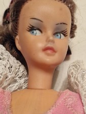 Les Poupees D'autrefois - BELLE poupée TRESSY BELLA (1) en boîte - VENDU
