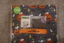 2025 PEANUTS Halloween 3 PC TWIN SHEET SET Snoopy & Pumpkin 