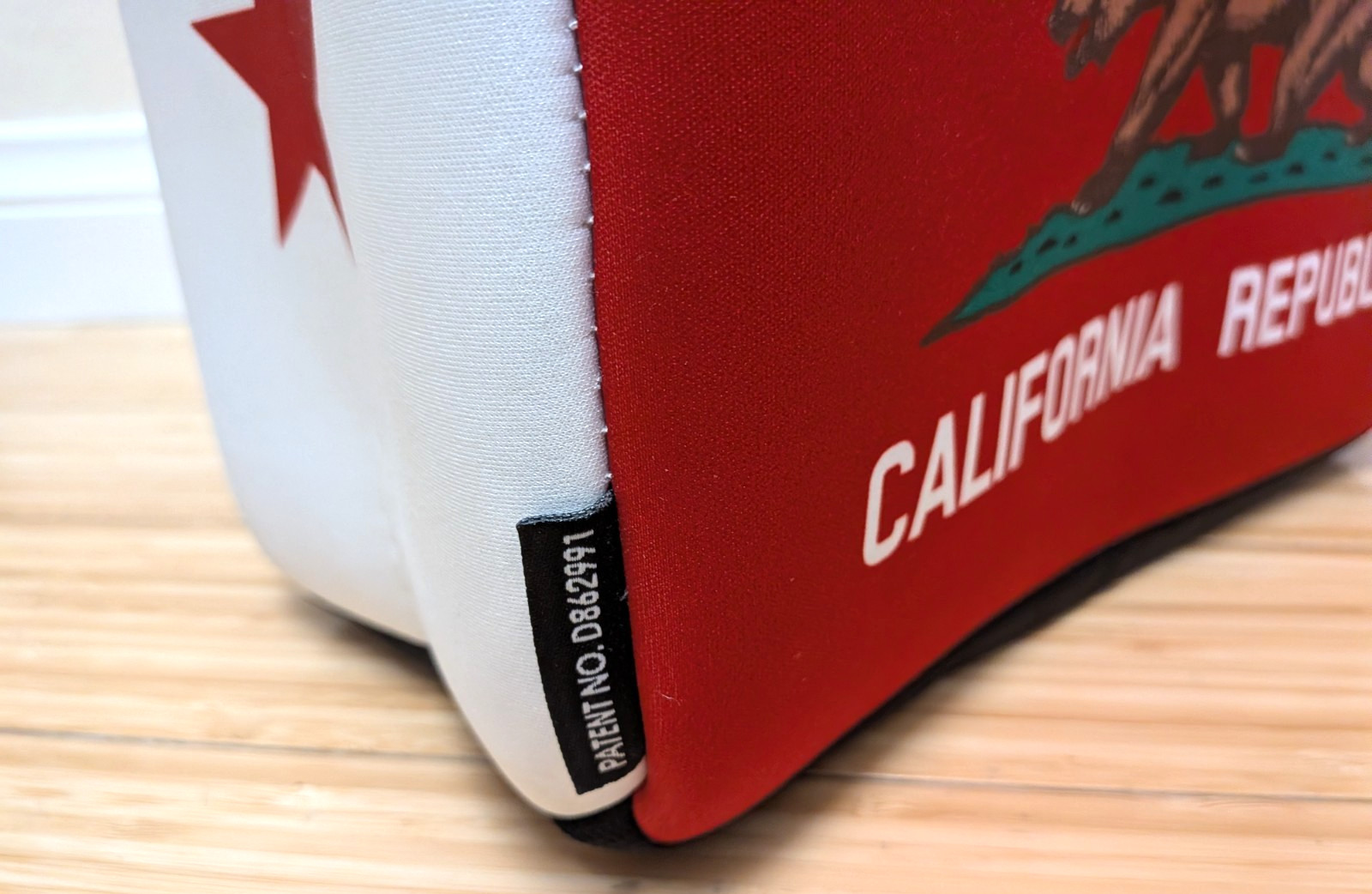 Kanga Coolers Kase Mate- California Republic- 12 Pack No Ice Needed Soft Cooler