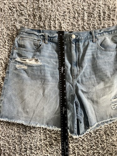 AE AMERICAN EAGLE MOM SHORT STRIGID WOMENS JEAN SHORTS SIZE 18 DISTRESSED - Picture 3 of 6