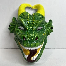 Monster Jam Green Dragon Mask Plastic / costume Feld Motorsports 2018 Nice