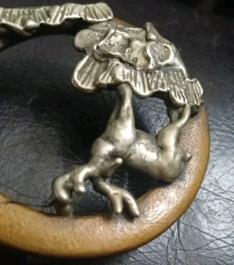 Picture 2 of 8