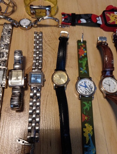 JOB LOT OF WATCHES. All Working. - Picture 4 of 10