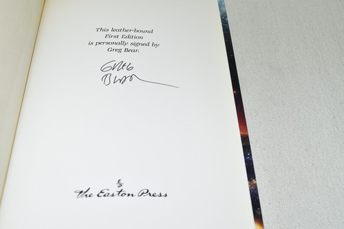 SIGNED Easton Press ANVIL OF STARS Greg Bear 1ST EDITION 1992 LEATHER FINE/RARE! - Imagen 9 de 13