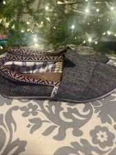 Toms Canvas Sneakers Woman  s Size 6 Aztec