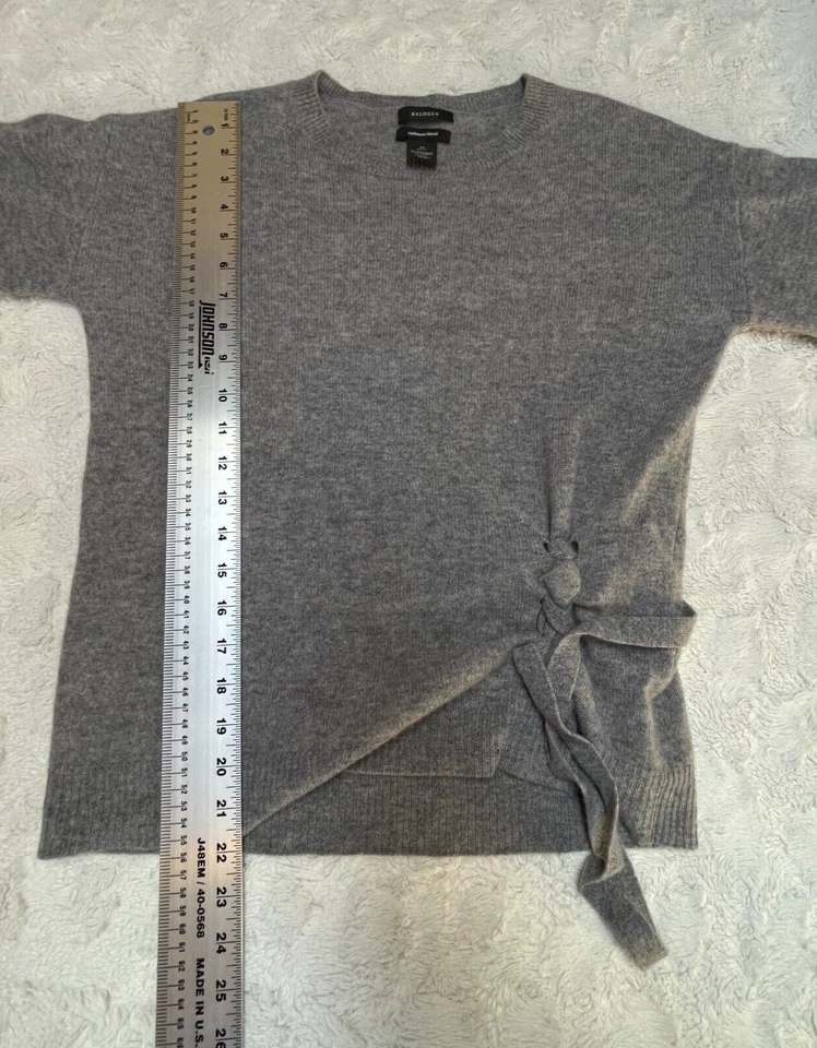 Suéter Pullover Halógeno para Mujer XS Pequeño Dobladillo Anudado Lana Cachemira Gris Informal Foto 3 de 4