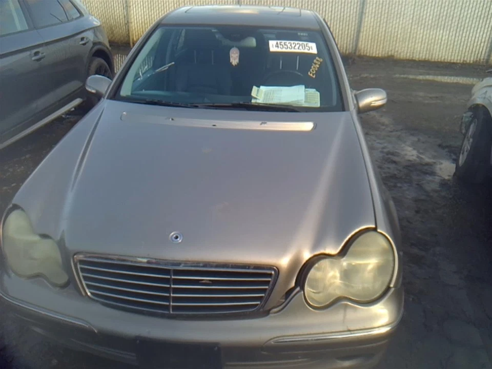 Used Air Cleaner Assembly fits: 2004 Mercedes-benz Mercedes c-class 164 Type ML5 — 第 2/4 张图片