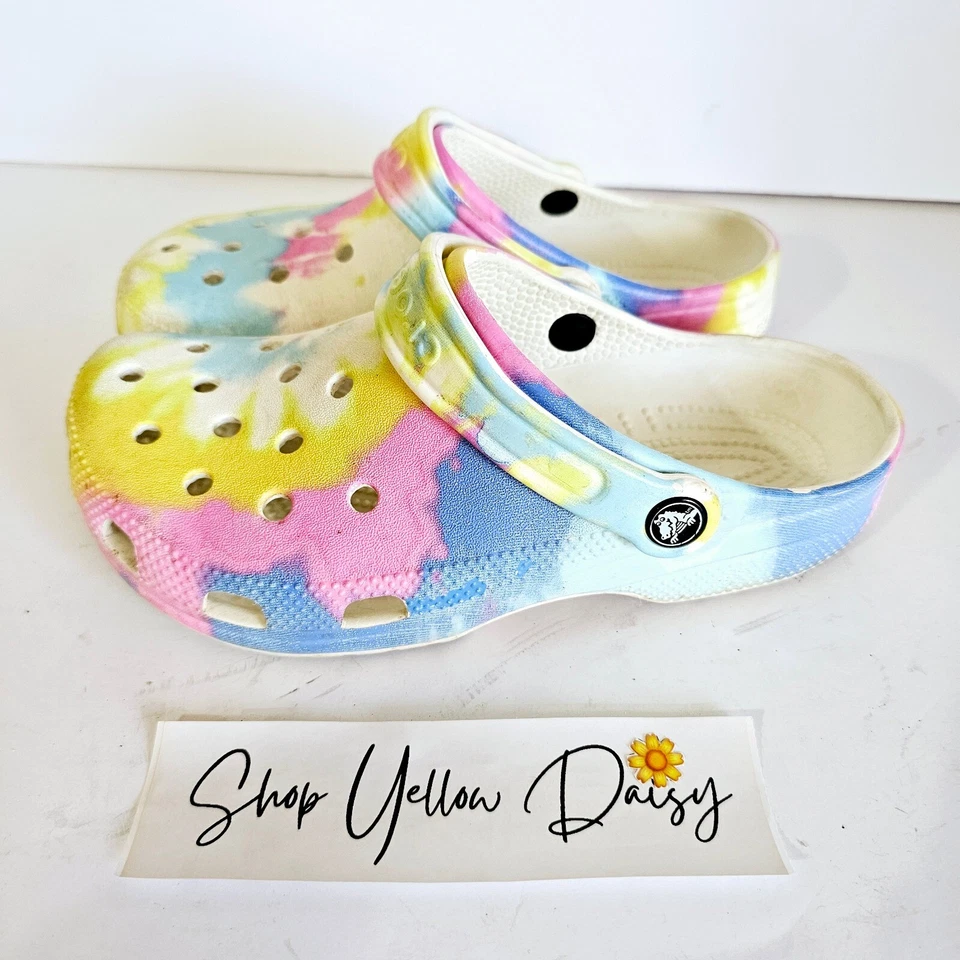 Crocs Classic Tie Dye Feminino Tamanho 6 - Sh410.1 - Imagem 3 de 4