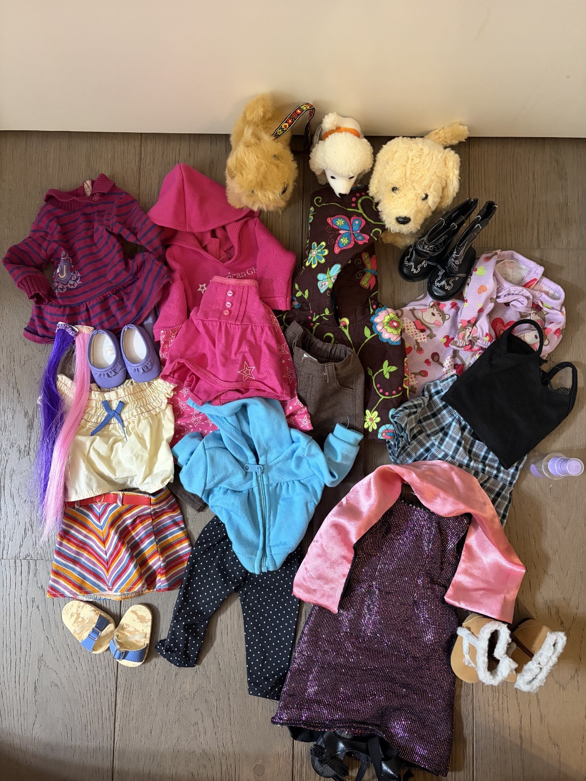 HUGE American Girl Doll Clothes, Dogs, Accessories Bundle (2
