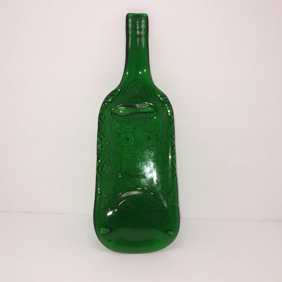 Green Candy Skull Wine Bottle Shaped Cheese Glass Tray 12 5/8" Long, 4 5/8" Wide - Image 2 of 4