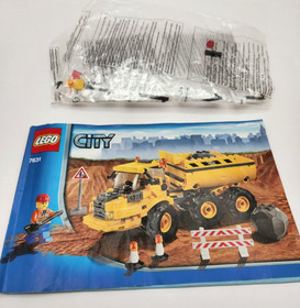 LEGO CITY 7631 - Dump Truck, RETIRED, Rare, complete with box