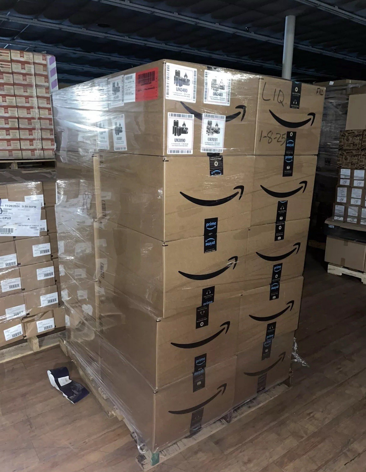 Amazon Returns Box Women’s Clothes And Home Decor, $150+ Retail value ...