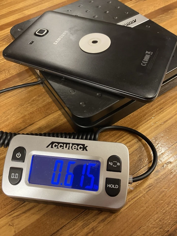 Tablet Samsung galaxy Tab E solo para piezas y reparación Foto 4 de 4