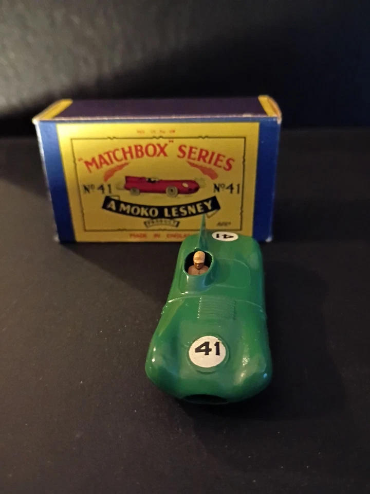 Matchbox #41A D-Type Jaguar 1957 Metal Wheels VN/MINT In Solid Original B3 Box - Image 4 of 4