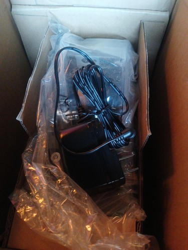 Ingenico Lane 3000 & Zebra ZD411 Thermal Label Printer ZD4A022-D01M00EZ USB - Picture 11 of 14