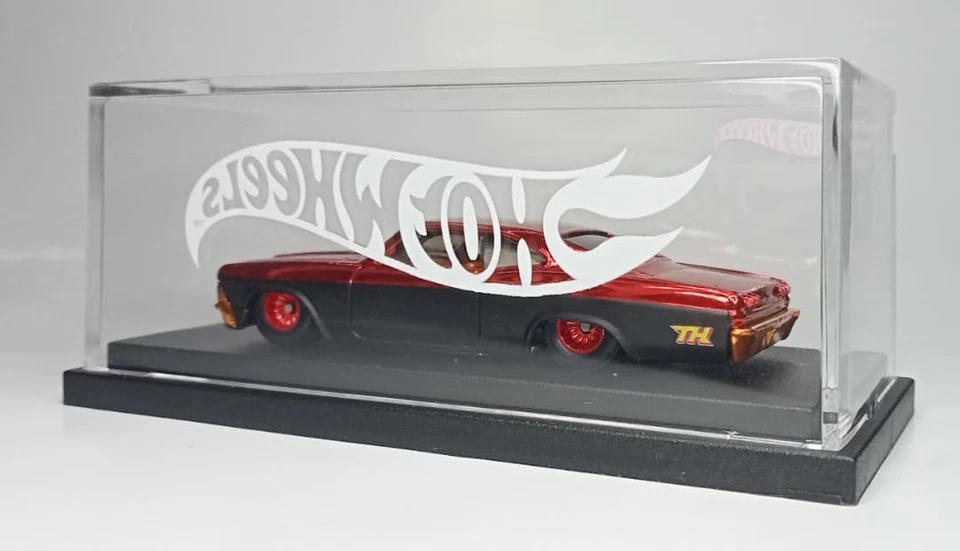 Hot Wheels Custom 65 Impala LowRaida / RealRider 1 de 1 Foto 2 de 4