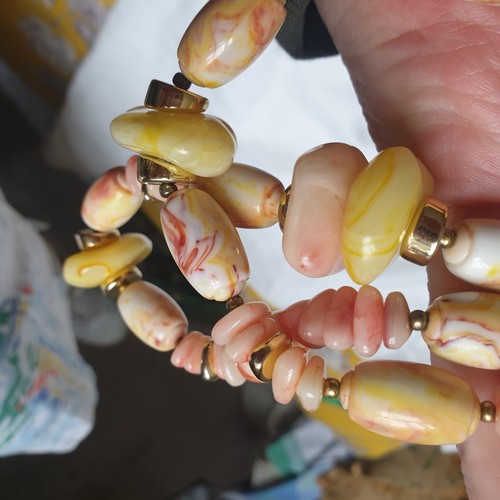 Vtg Style Statement Necklace Beads Lemon Peach Orange Retro - Picture 5 of 7