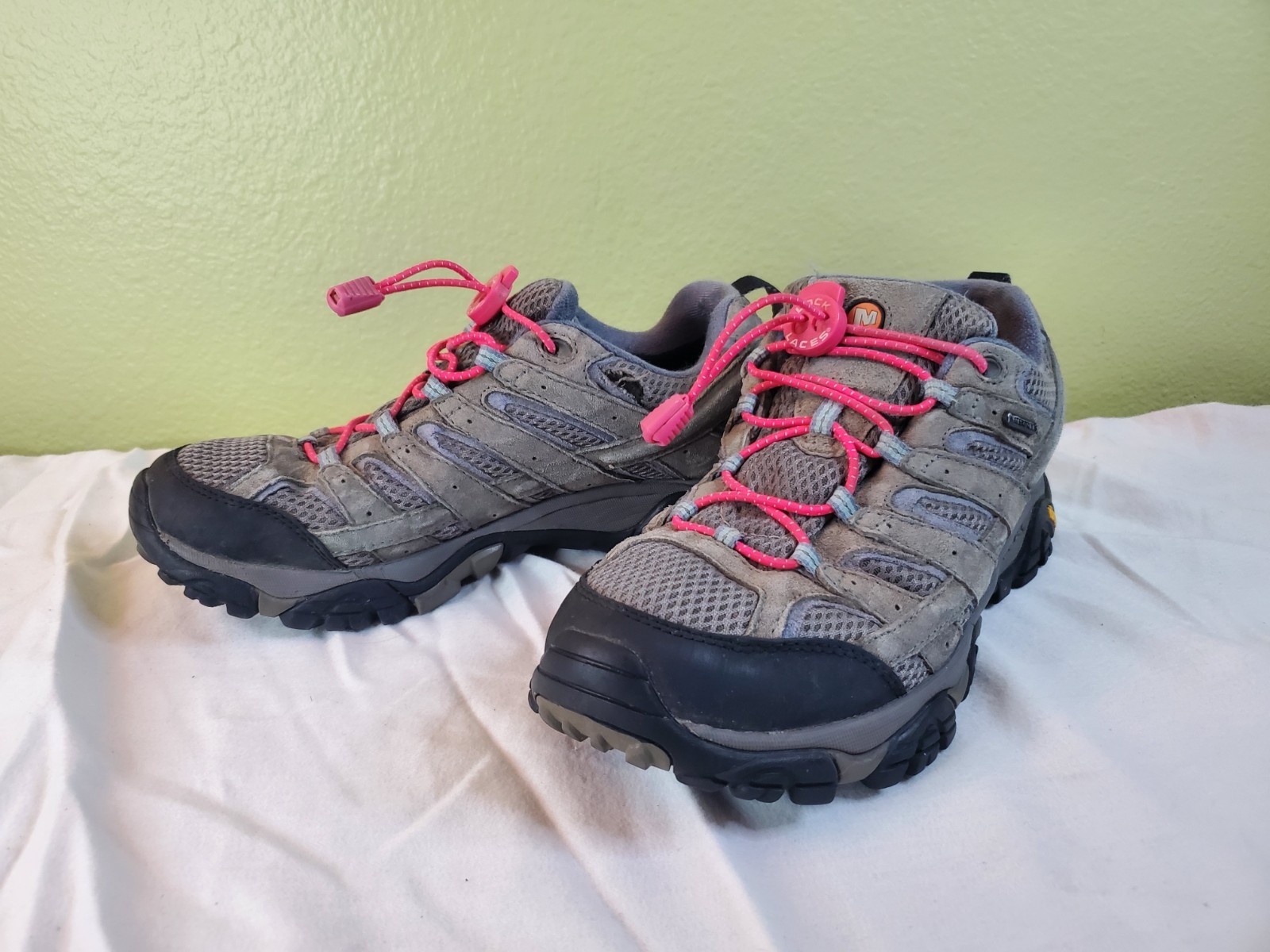 Scarpe da trekking basse Merrell Moab 2 impermeabili grigie granito J06026 donna taglia 9