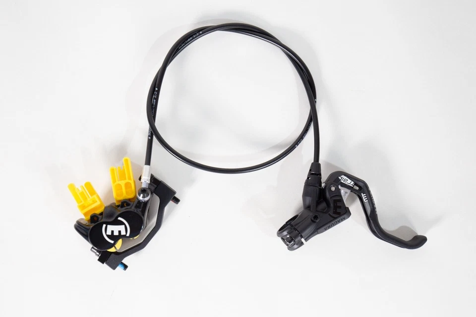 MARKENLOS Magura Trail Sport 4-Kolben Scheibenbremse front, inkl. Adapter