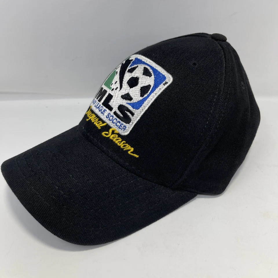 De colección 1996 MLS Inaugural Sombrero Alexi Lalas Negro Gorra Ajustable EE. UU. Fútbol Raro Foto 3 de 4