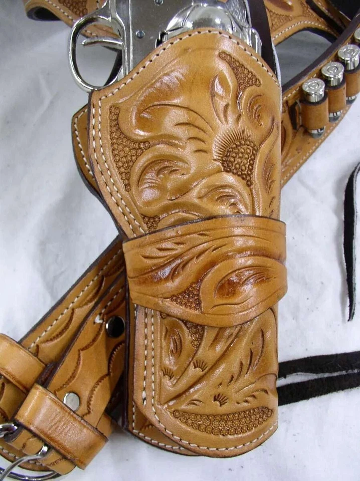 Western Gun Holster Belt Leather Revolver Pistol Tooled .22 .35/357 .44/45 Cal - Image 3 of 4