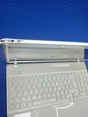 SONY VAIO Notebook Laptop PCG-71312M 15.5