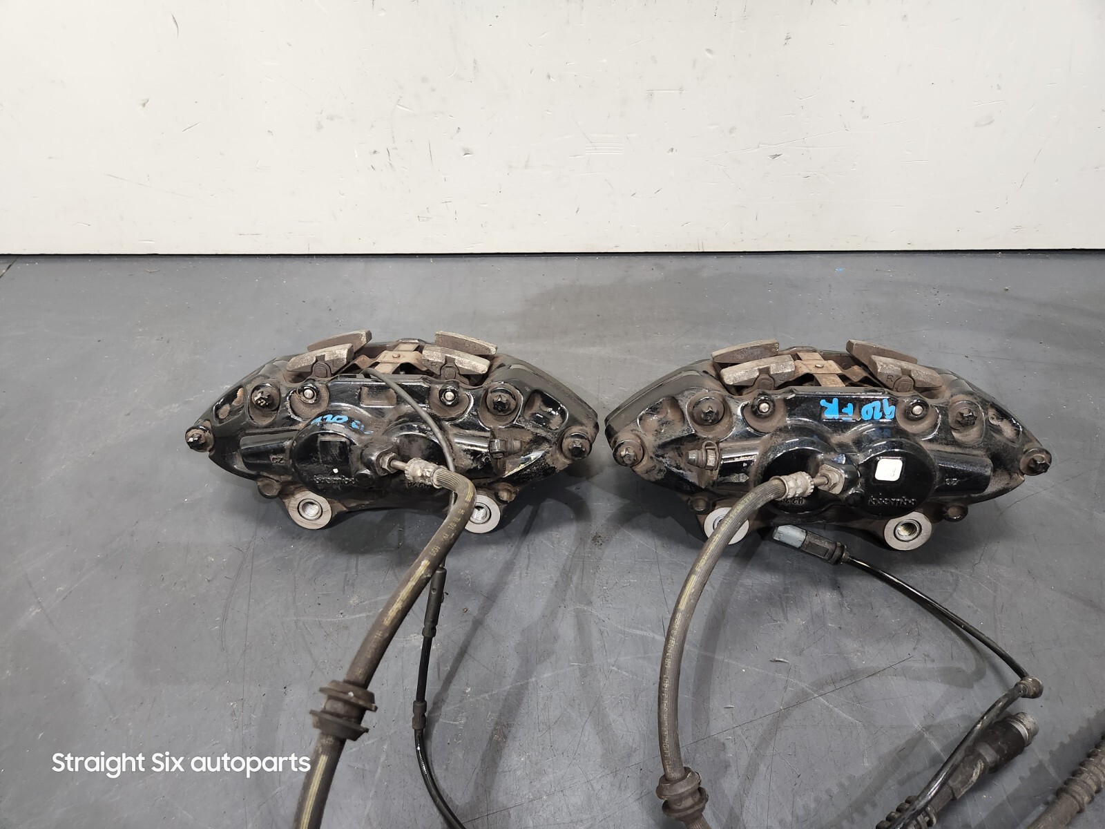 1420 OEM BMW i8 I12 I15 Left Right Front Brake Calipers BREMBO Pair