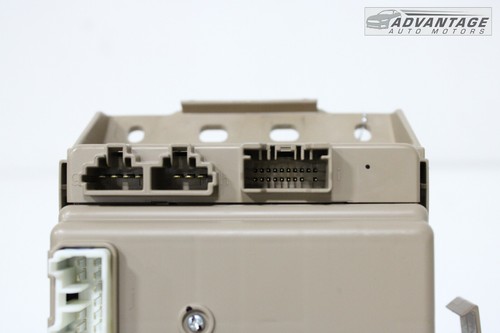 2020-2022 SUBARU IMPREZA 2.0L UNDER DASH LEFT FUSE RELAY JUNCTION BOX OEM - Picture 7 of 10