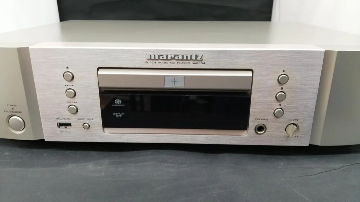 Marantz SA8004 SACD/CD Player Silver Gold USB-DAC 25W AC 100V Used