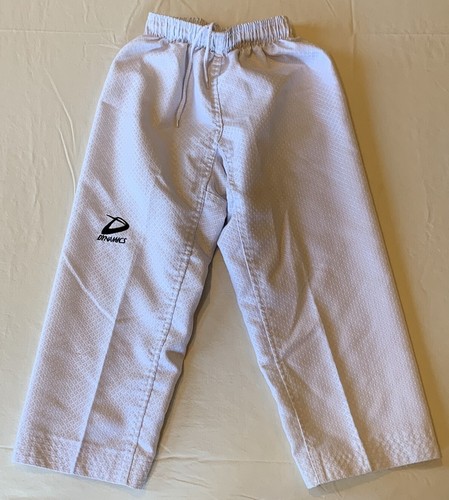 Youth Dynamics Taekwondo Gi Uniform Martial Arts Karate Kung-Fu Sz 000/120 Small - Picture 9 of 13
