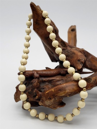 Trifari Faux Pearl & Gold Bead - Vintage Choker Necklace - Picture 4 of 17