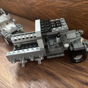 LEGO 7622 - INDIANA JONES - Race for the Stolen Treasure - 2008 - Incomplete