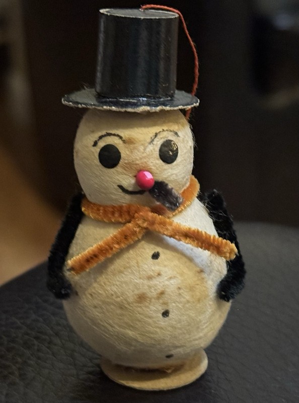 Vintage 3” Spun Cotton SNOWMAN HAT with CIGAR Figurine Christmas Ornament Japan