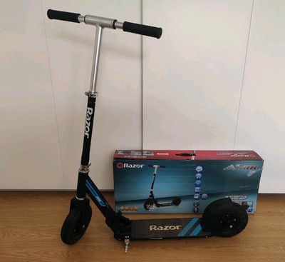 RAZOR A5 Air Scooter, Roller, Tretroller, Cityroller, Luftbereifung, Lufträder